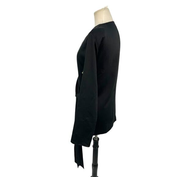 TopShop Soft Satin Wrap Top Black Size 8 NWOT $58 MSRP - Picture 5 of 8